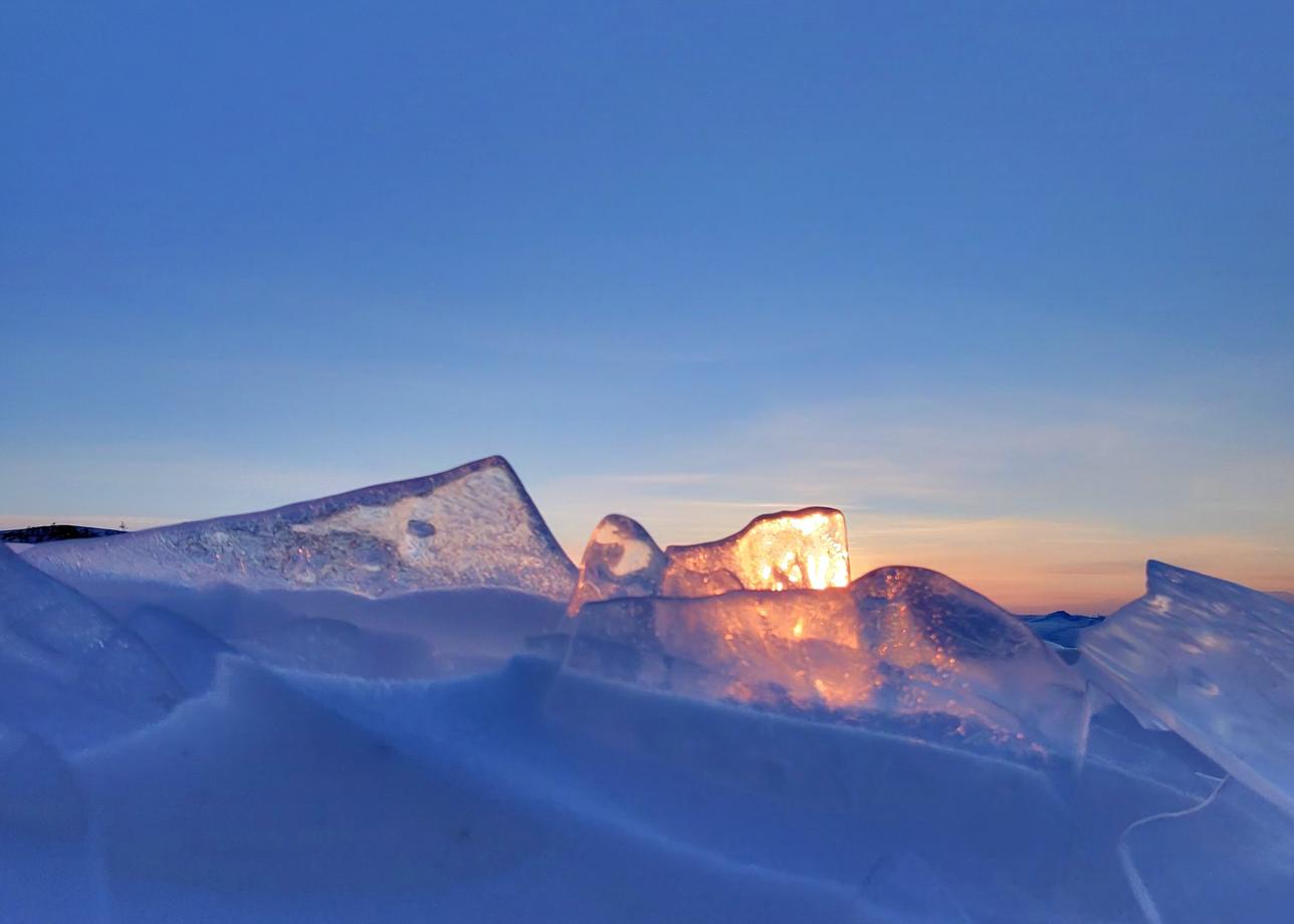 Посетить Байкал зимой было моей давней мечтой. И мне кажется, мы выбрали лучшие даты и лучшую организацию для ее исполнения!