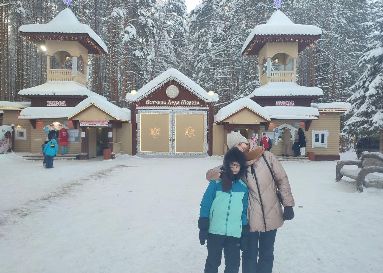 В целом всё отлично: встреча на вокзале, индивидуальный трансфер, размещение, очень насыщенная и интересная программа, повезло
