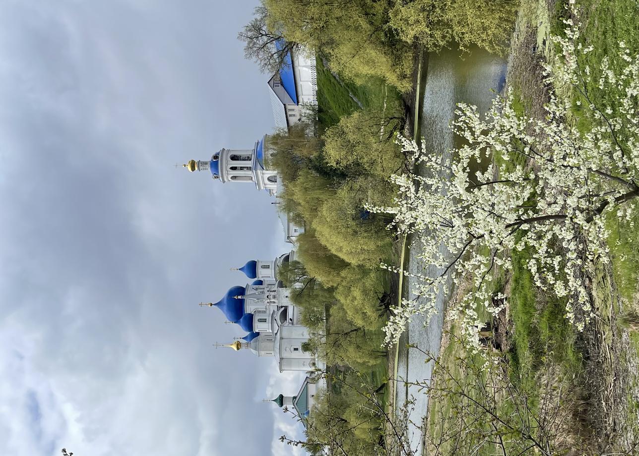 Спасибо за организацию тура, но просим учесть пожелания по поводу передатчиков с наушниками, поскольку в ветреную