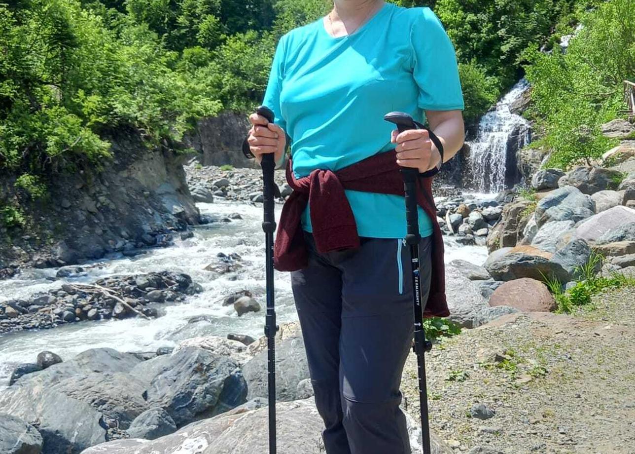 Я запросила тур, такой чтобы походный, но из одного места выходить (не палатки). Предложили несколько вариантов