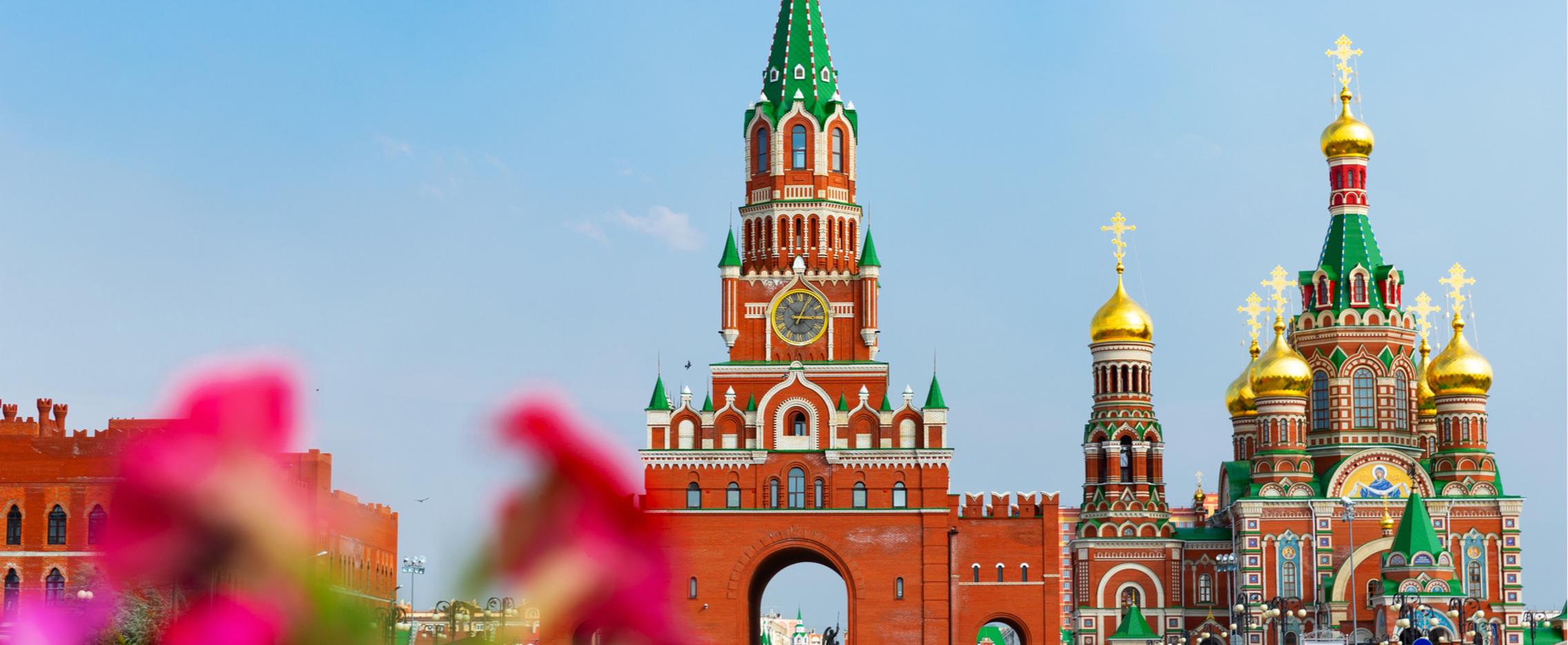 Йош и Ка: гуляем по Йошкар-Оле и купаемся в Казани. Весенний автобусный тур из Перми