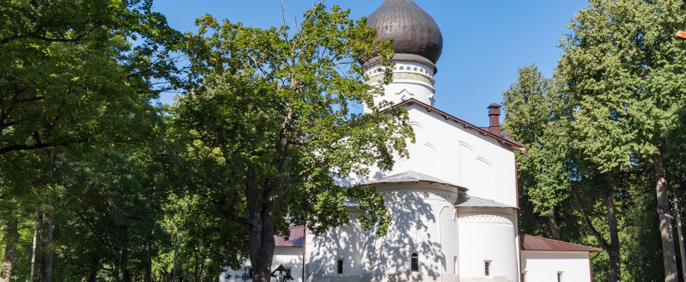 Тур выходного дня в Псковскую область из Санкт-Петербурга