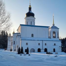 Жемчужины северо-запада. Великий Новгород, Псков, Изборск и Печоры. Зима-весна