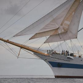 В экспедицию на паруснике «Мир»: из Калининграда в Санкт-Петербург