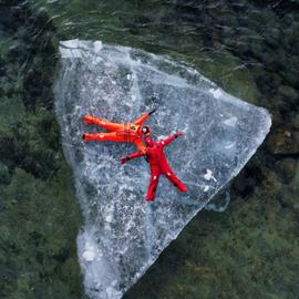 Сафари по берегам Байкала: хивусы, костёр на льду, айс-флоатинг