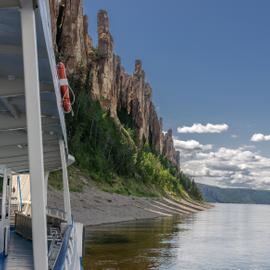 Осенний круиз по маршруту Якутск — Ленские столбы — Якутск