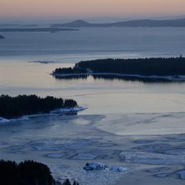 Кольский: край северных морей