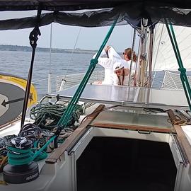 Круиз по Волге на океанской яхте Jeanneau 40