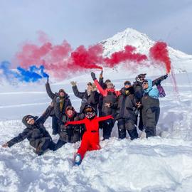 Зимний отпуск на Камчатке: на снегоходе до вулканов и спа