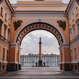 Закованный в мрамор. В Петербург на 5 дней