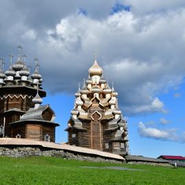 Мраморная сказка и старинные Кижи