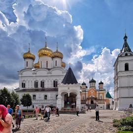 4 города Золотого кольца и Плес с полотен Левитана
