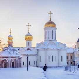 Новогодний разгуляй в городах Золотого кольца