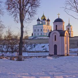 Путешествие вдоль реки Волхов. Новогодние праздники в Великом Новгороде и Пскове