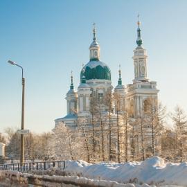 Сомовая ферма и Ивангород. Тур в Ленинградскую область