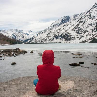 Майские праздники на Алтае. Когда просыпаются водопады