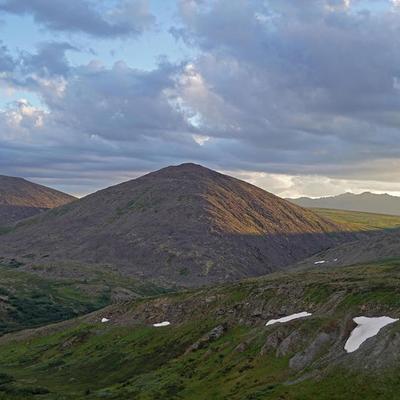 Вертолетное путешествие к Пирамиде Урала