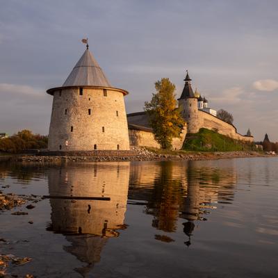 Экскурсионный тур по окрестностям Пскова с отдыхом в Печорах. Осень