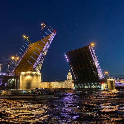 Знакомый и незнакомый Петербург