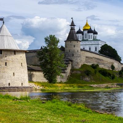 Талабские острова и великие монастыри Псковского озера