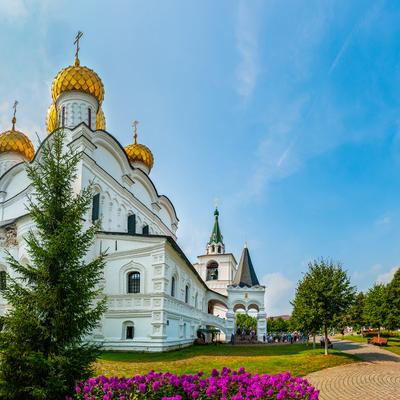 Малое Золотое кольцо России весной