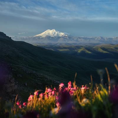 3 ущелья Кабардино-Балкарии и Эльбрус. Национальный маршрут. Весна-лето