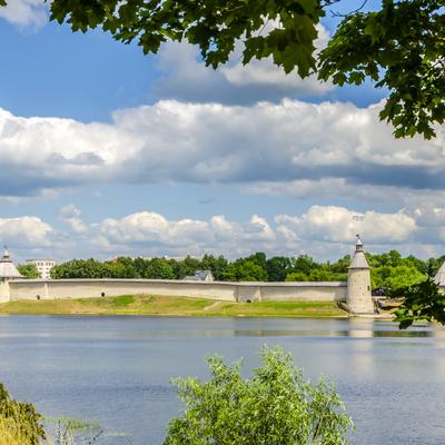 Путешествие вдоль реки Волхов. Лето-осень в Великом Новгороде и Пскове