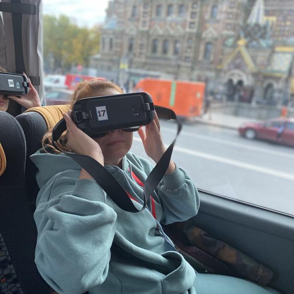 Семьям — VR-экскурсии, детские ёлки, интерактивные музеи и фабрика мороженого