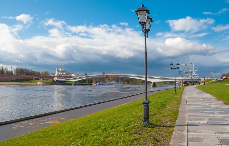 Набережная в Великом Новгороде