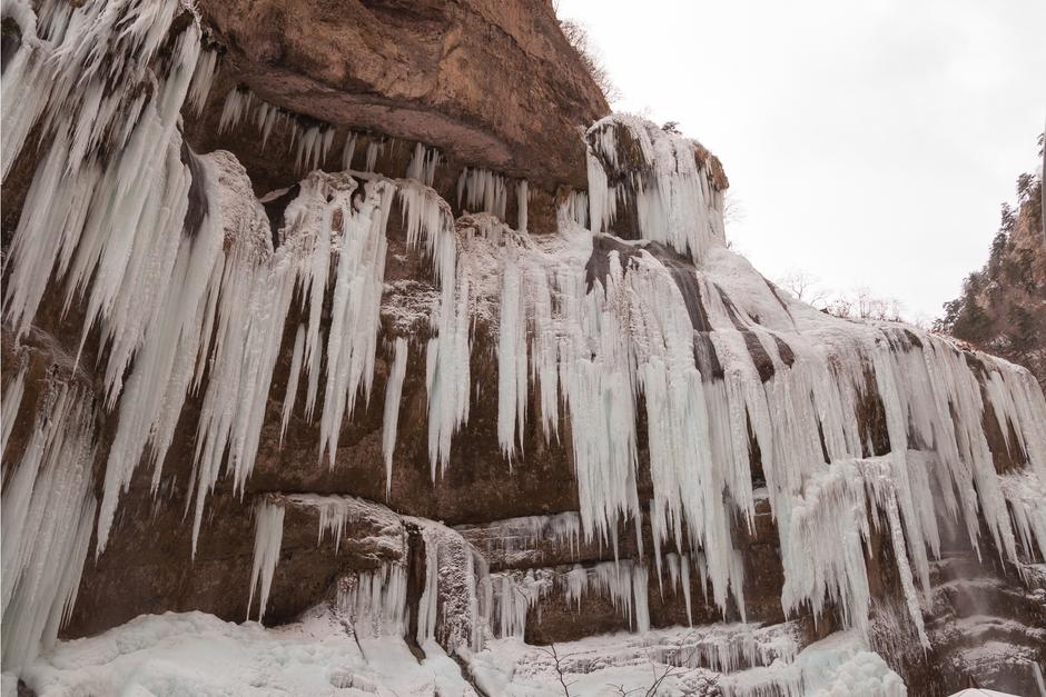 Чегемские водопады зимой