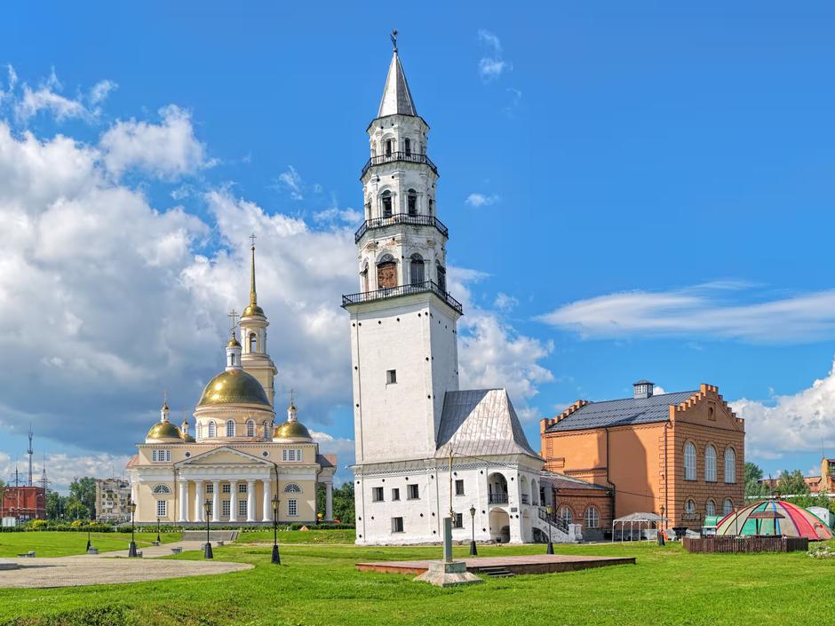 Невьянская башня в городе Невьянск