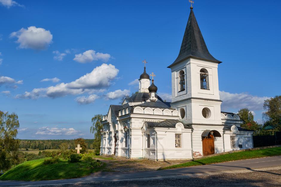 Церковь в городе Таруса