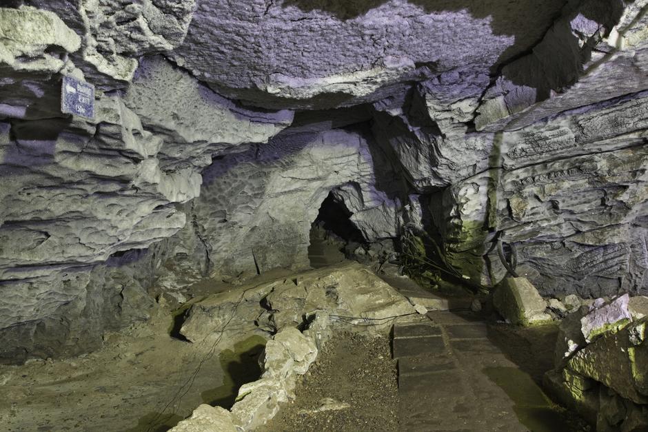 В гости к Хозяйке Медной горы. Автобусный тур на Урал из Санкт-Петербурга