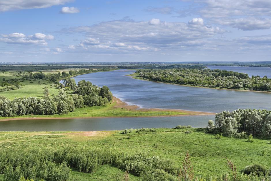 Вид на слияние двух рек Камы и Тоймы